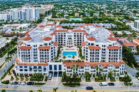 200 E Palmetto Park Road