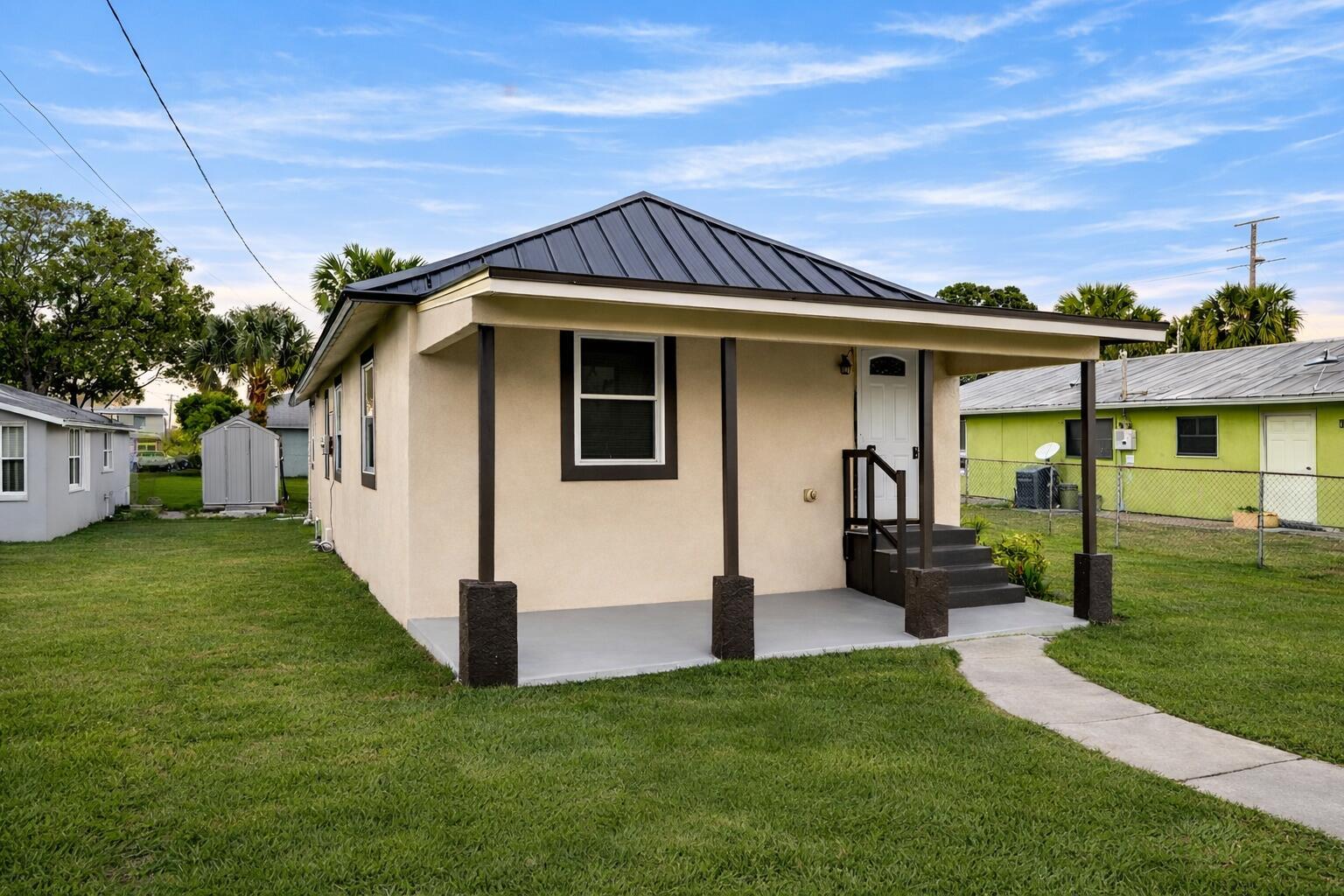 Image 1: 499DD6DE-D4C6-437B-BF64-B4AF99852F80 (1)