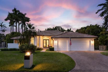 17050 SW 74th Avenue