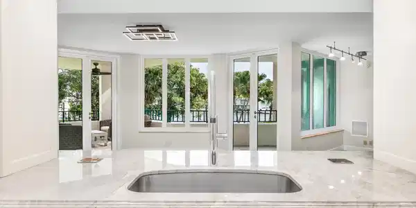 Image 2: Kitchen