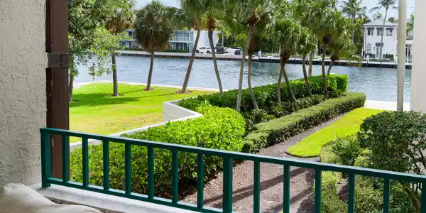 Image 3: Balcony Water View