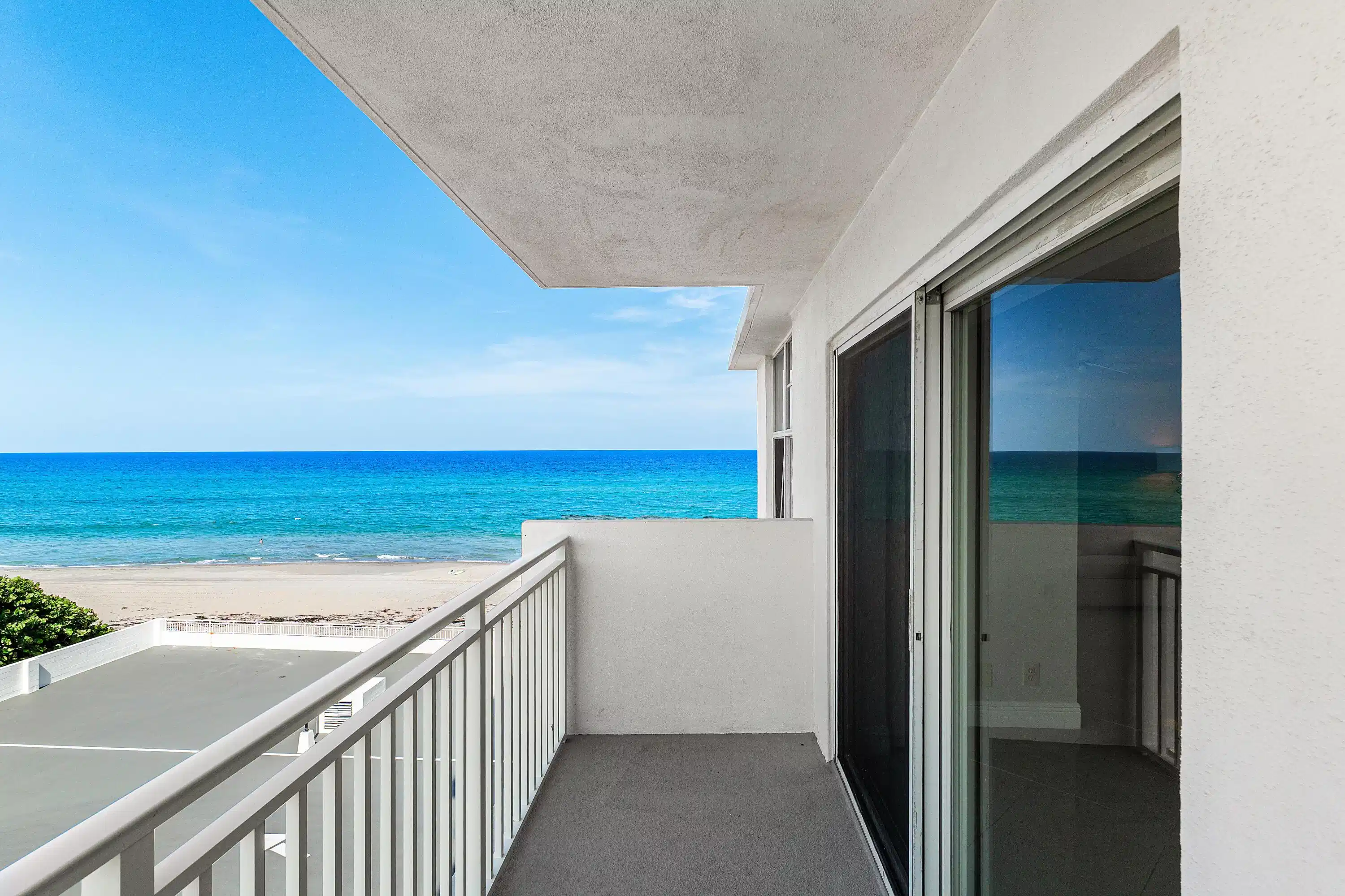 Image 1: 023-4505SouthOceanBoulevard-306-Highland