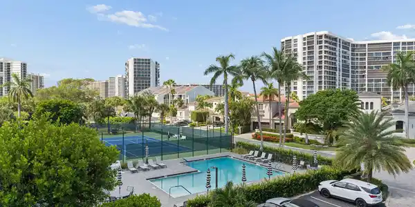 4600 S Ocean Boulevard