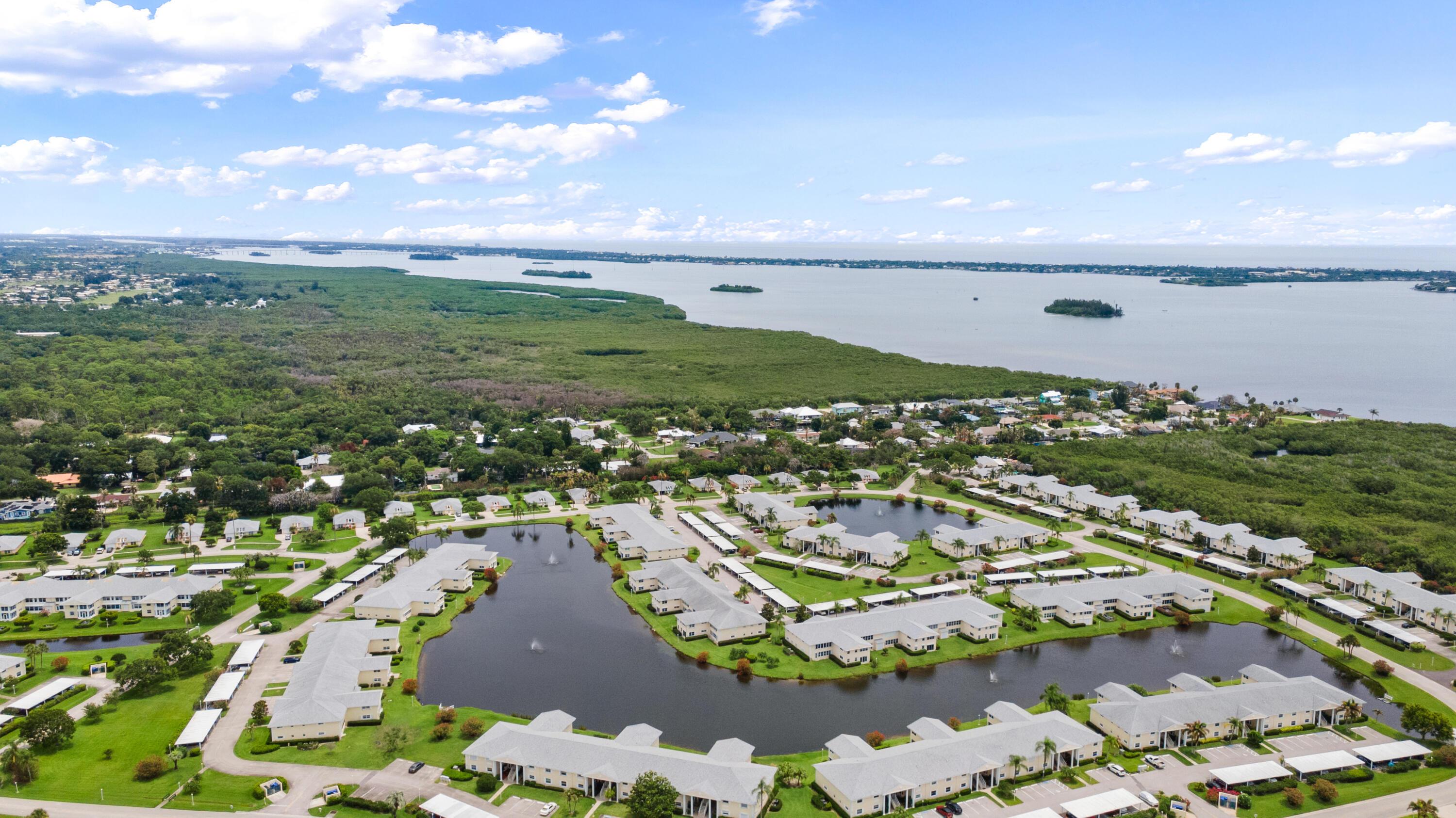 Image 2: Grove Isle