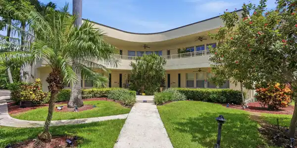 Image 2: Front Entrance