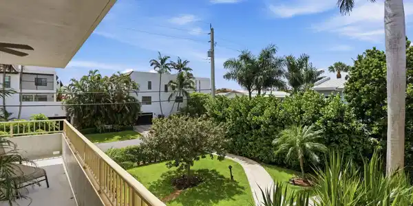 Image 4: Garden View
