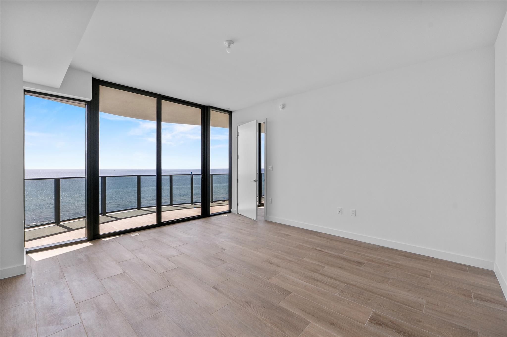 Image 4: Ocean View Bedrooms