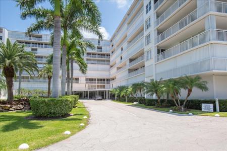 3546 S Ocean Boulevard