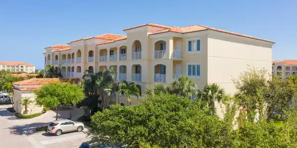 2 Harbour Isle Drive