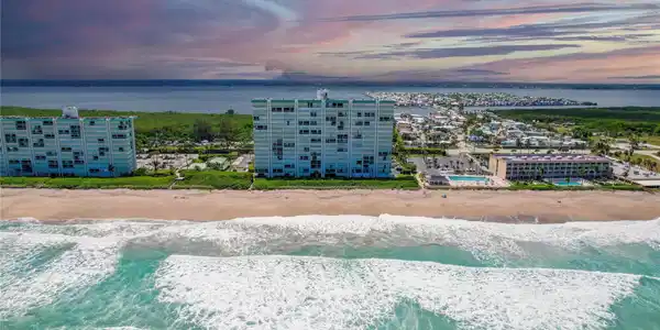 9900 S Ocean Dr