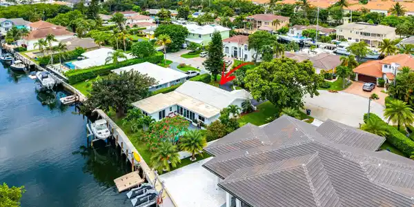 Image 2: 045-5660NassauDrive-BocaRaton-FL-33487-S