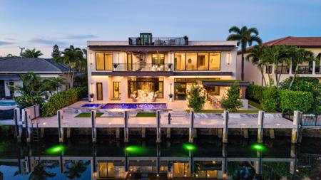 2441 NE 48th Court