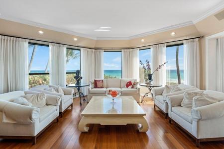 1171 N Ocean Boulevard