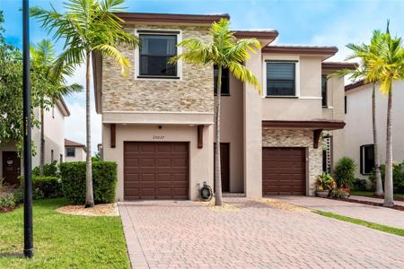 25037 SW 108th Ct
