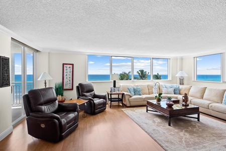 3015 S Ocean Boulevard