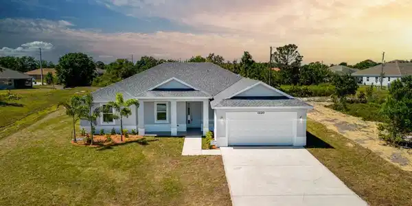 3228 SE W Snow Road