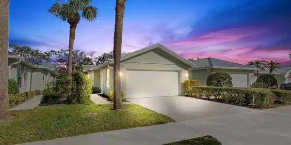 2977 SW Waterfall Trace