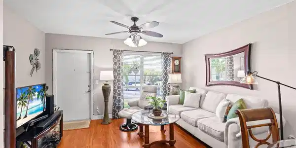 309 Circle 202 Drive S