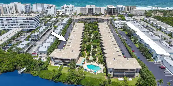 3605 S Ocean Boulevard