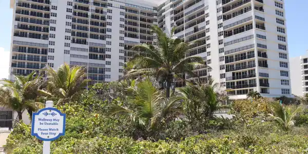 2000 S Ocean Boulevard