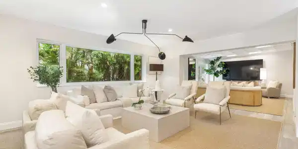 Image 2: Living Room