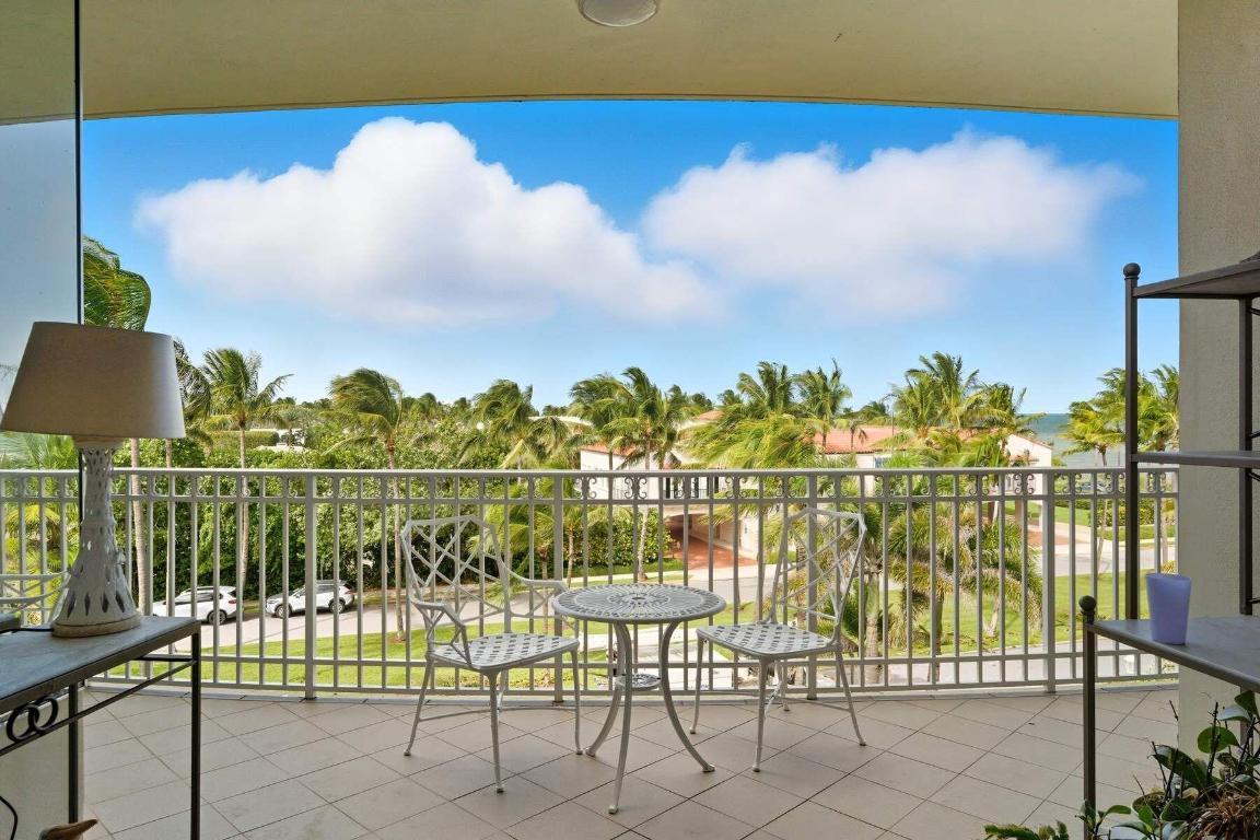 Image 2: 100 Royal Palm Way(2)
