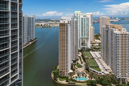 495 Brickell Avenue