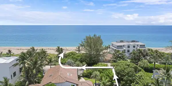 Image 2: 24 Douglas Dr Beach Access