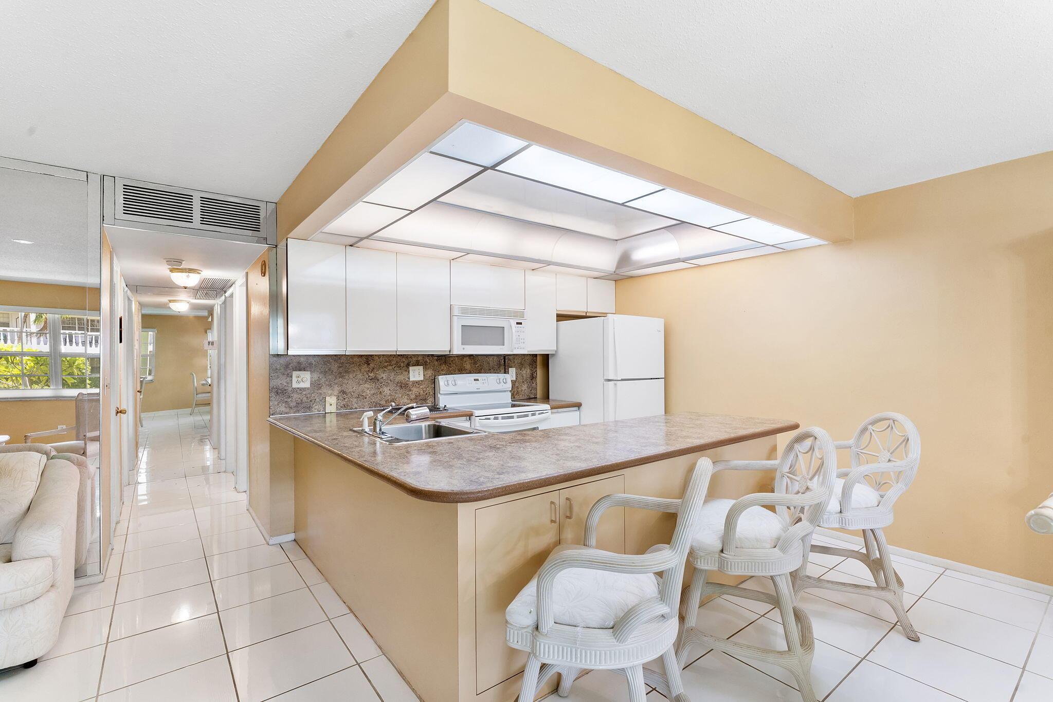 Image 4: 3-web-or-mls-DSC07651