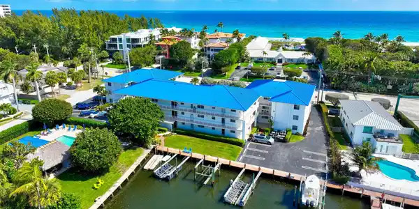 1700 S Ocean Blvd