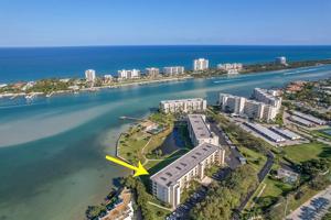 300 Intracoastal Place