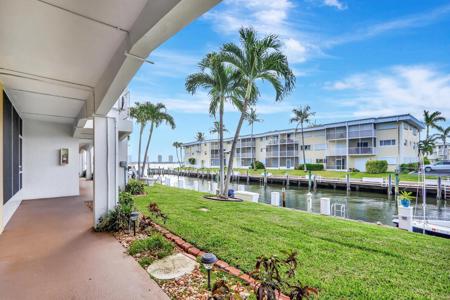 110 Shore Court