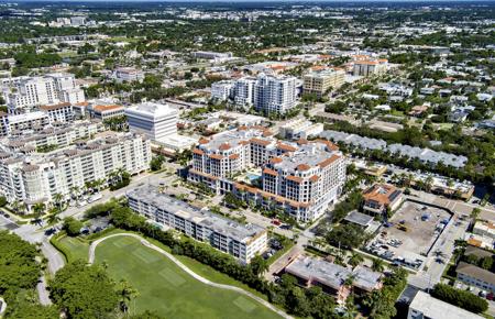 200 E Royal Palm Road