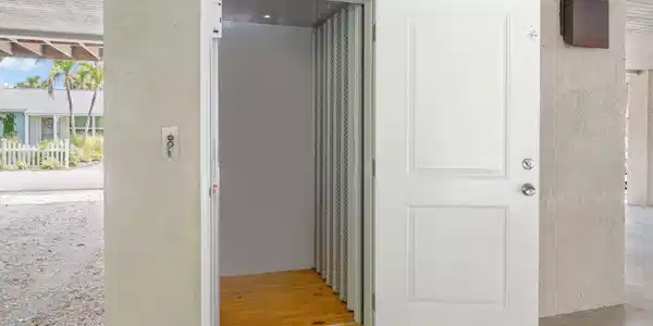Image 3: Elevator Access