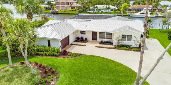 25 Sailfish Road