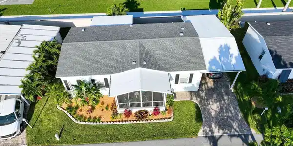 88 W Harbor Drive