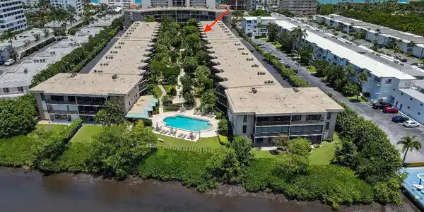 3605 S Ocean Boulevard