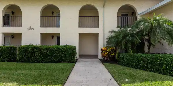 1830 Robalo Drive