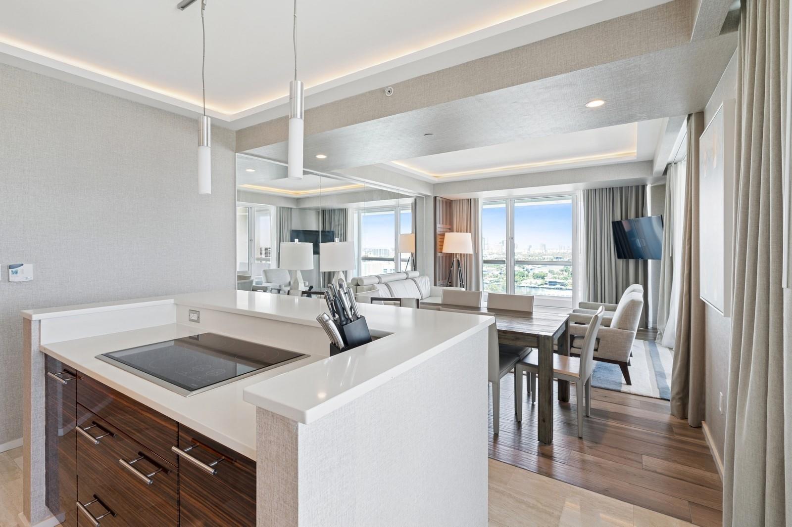 Image 3: Photo 3