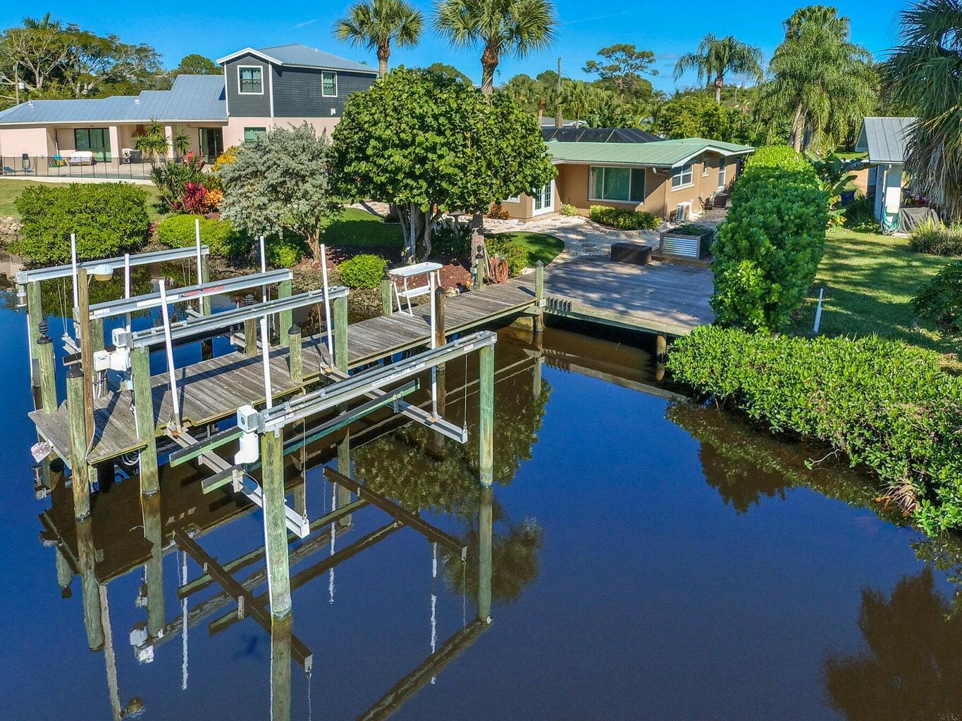 Image 1: dock