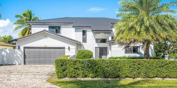 811 SE 31st Street