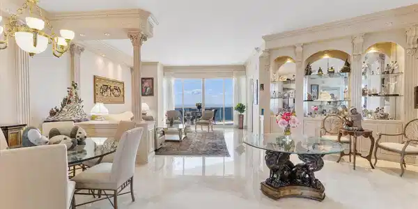 Image 2: 02-3200 N Ocean Blvd_003