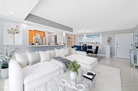 2715 N Ocean Boulevard