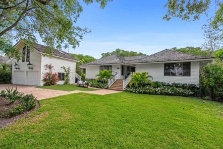 7754 SE Loblolly Bay Drive