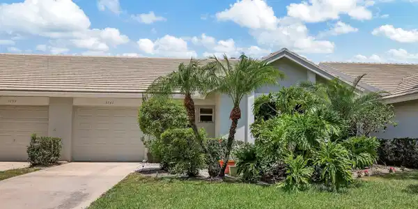 3161 SW Sunset Trace Circle