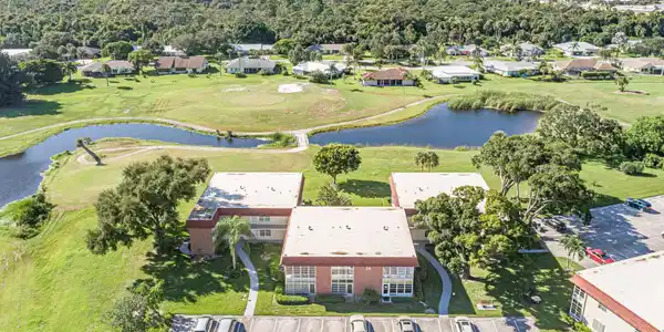 24 Pine Arbor Lane