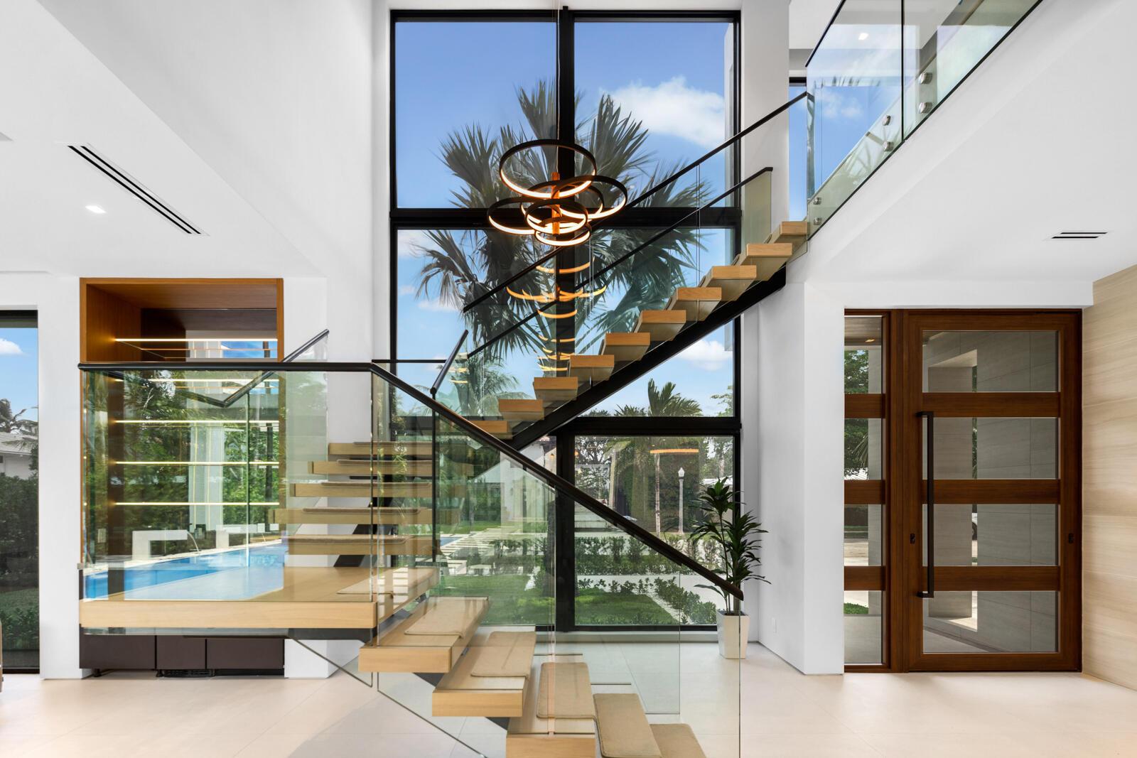 Image 3: Foyer and stairway