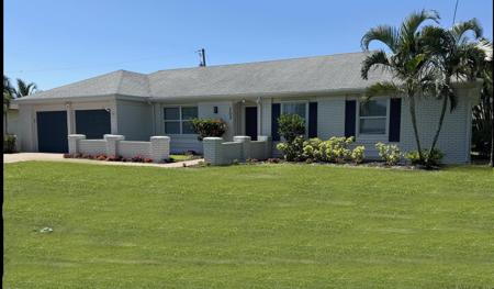 202 Windsor Road W