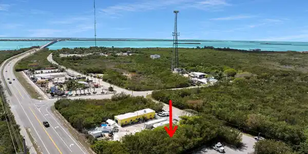26837 Overseas Highway