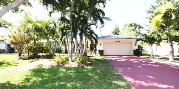 2969 Banyan Road